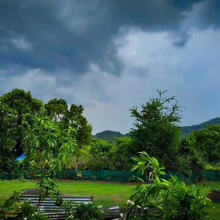 Chaitanya Farms Карджат Екстер'єр фото