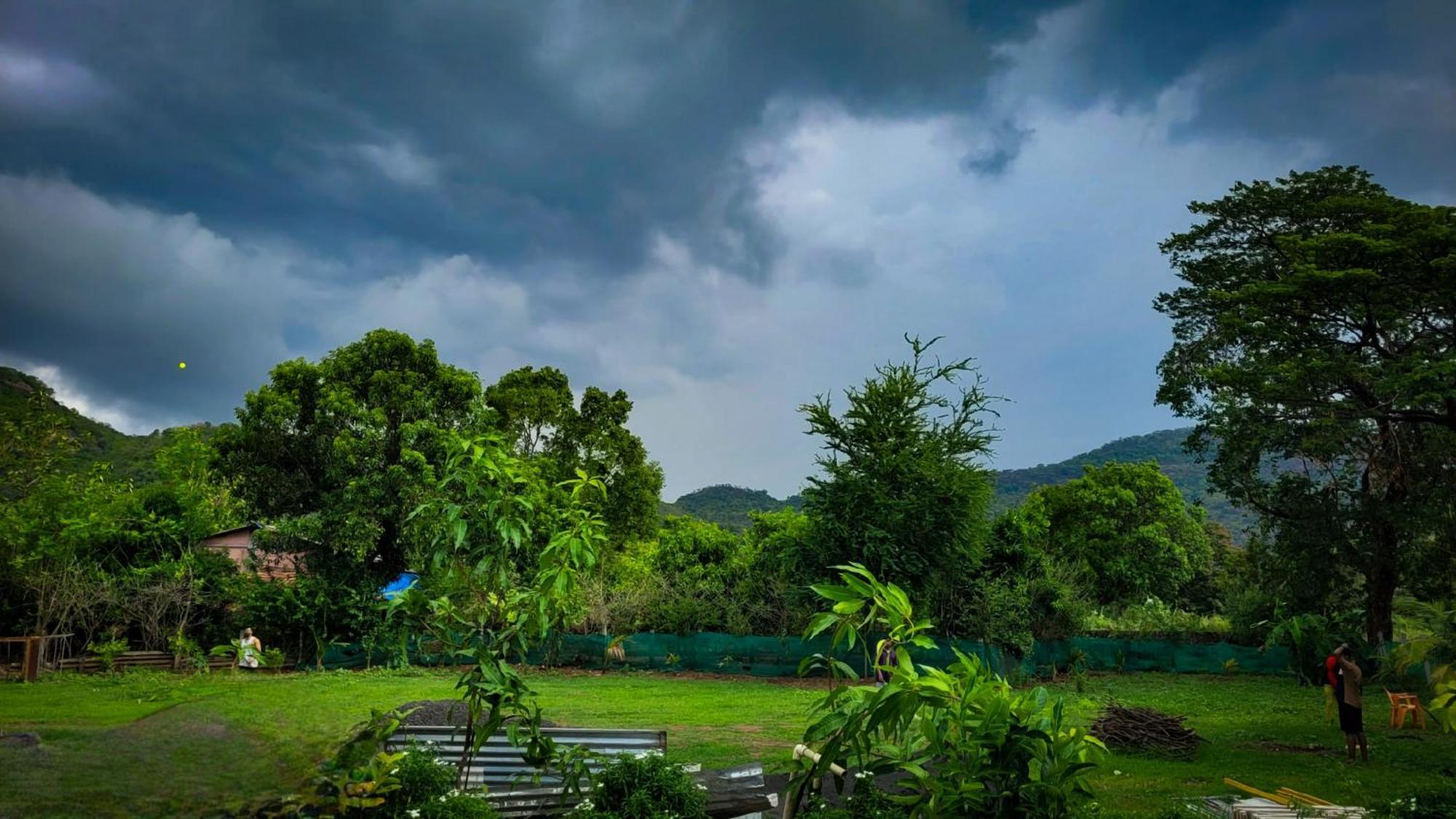 Chaitanya Farms Карджат Екстер'єр фото